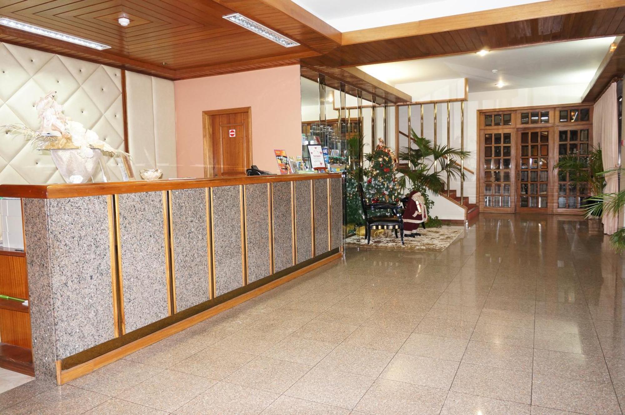 Hotel Contriz Повуа-де-Варзін Екстер'єр фото